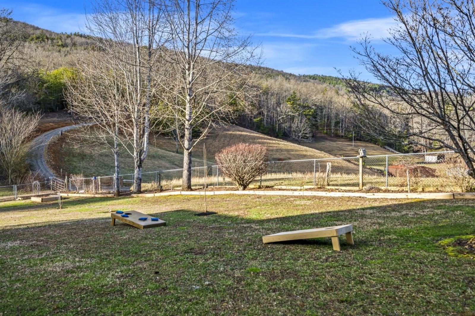 Hidden Star Hideaway-Blackberry Farm-Smoky Mtn Nat Park-Hot Tub- Fire Pit- Fenced Yard- Pet Friendly Walland Esterno foto