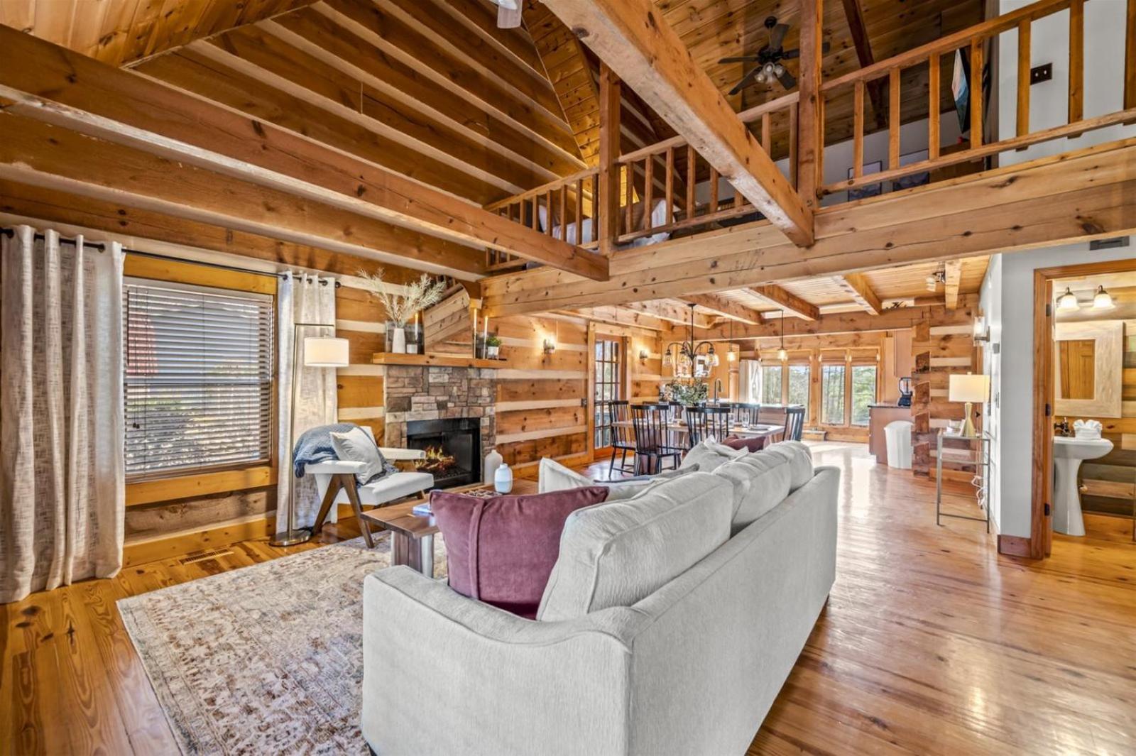 Hidden Star Hideaway-Blackberry Farm-Smoky Mtn Nat Park-Hot Tub- Fire Pit- Fenced Yard- Pet Friendly Walland Esterno foto