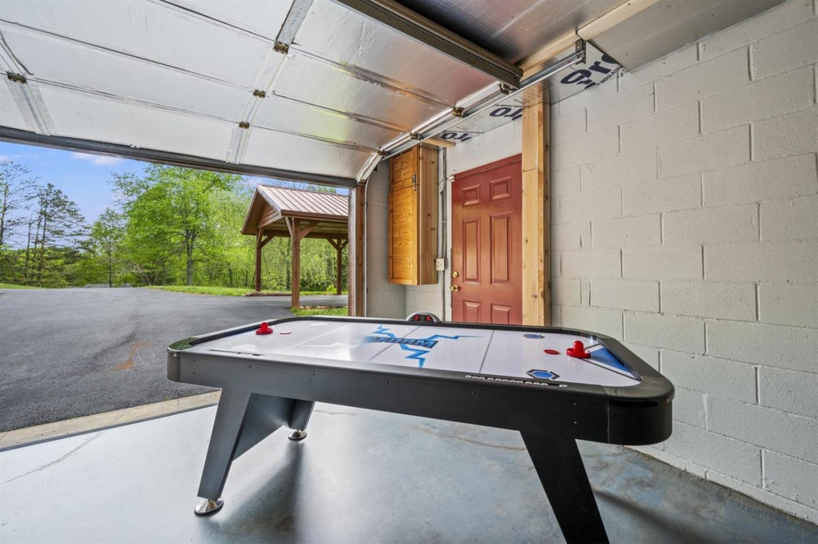 Hidden Star Hideaway-Blackberry Farm-Smoky Mtn Nat Park-Hot Tub- Fire Pit- Fenced Yard- Pet Friendly Walland Esterno foto